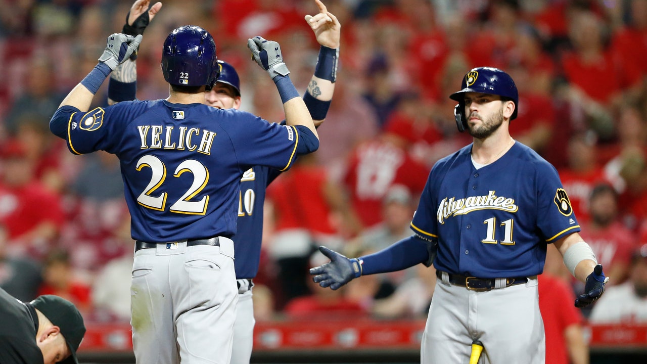 Yelich hits 30th homer, Brewers rally pat Reds 8-6